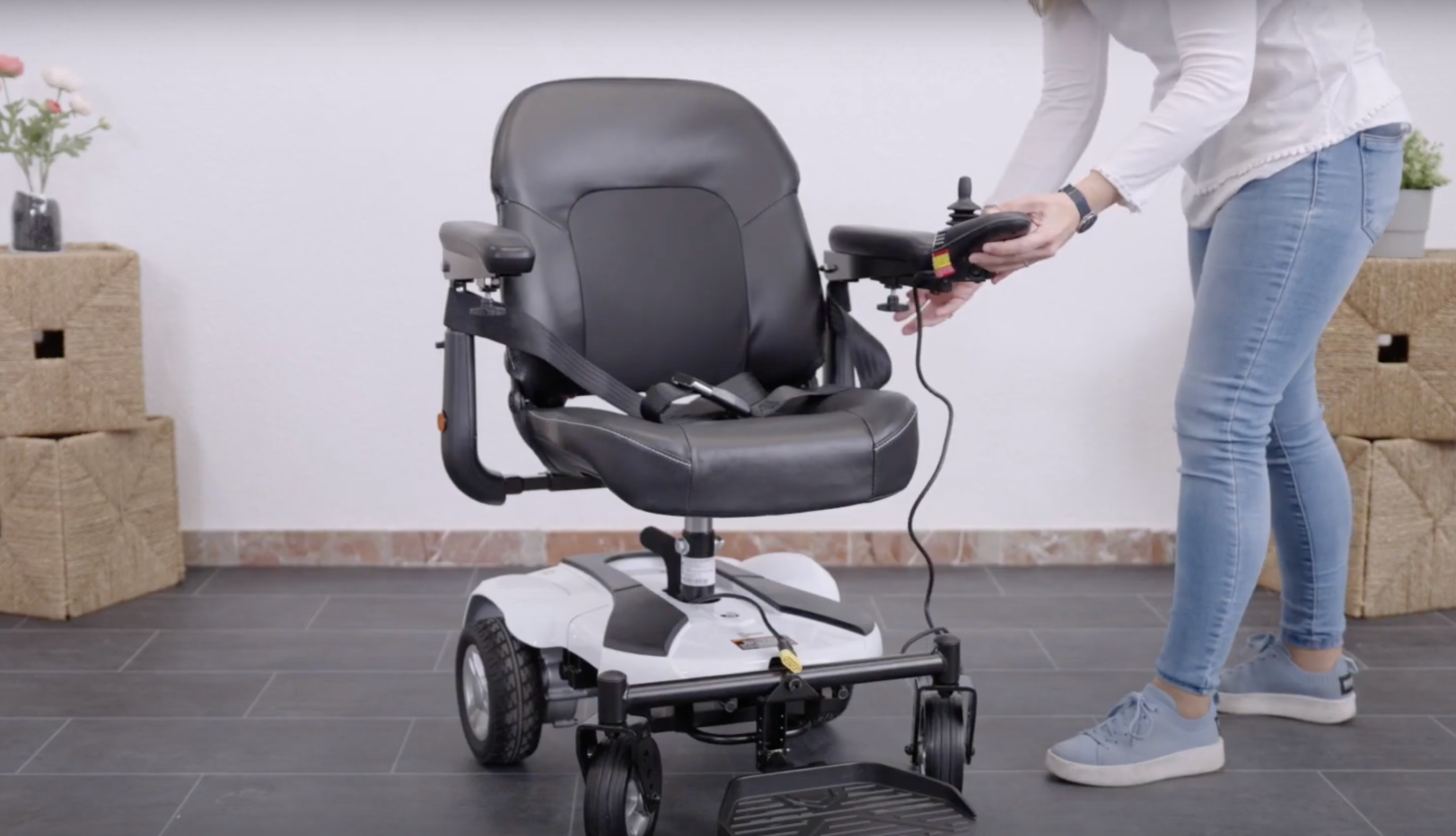 Cómo mantener y cuidar tu silla de ruedas eléctrica
